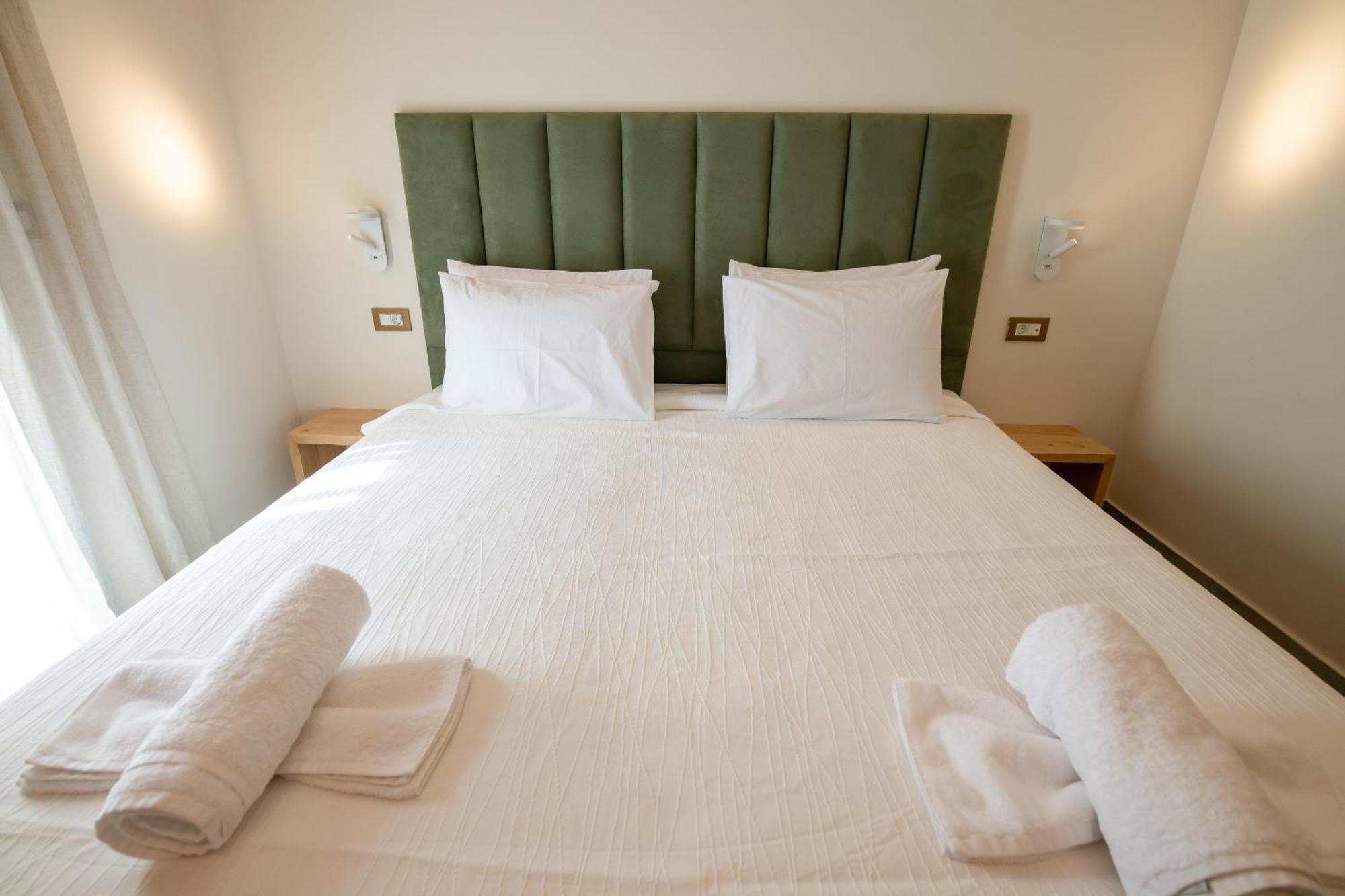 Ocean 11 Hotel Szkiáthosz Kültér fotó